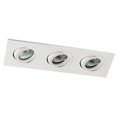Встраиваемый светильник ITALLINE SAG 303-4 white/white Встраиваемый светильник ITALLINE SAG 303-4 white/white