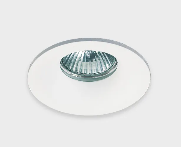 светильник встраиваемый ITALLINE M01-1021 white светильник встраиваемый ITALLINE M01-1021 white