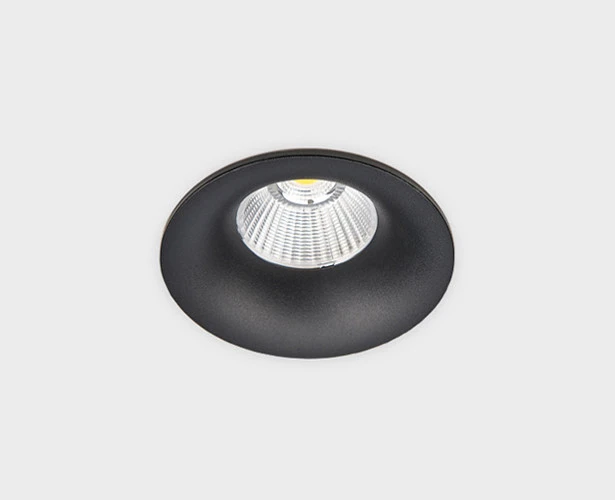 Встраиваемый светильник ITALLINE IT06-6023 black 3000K Встраиваемый светильник ITALLINE IT06-6023 black 3000K