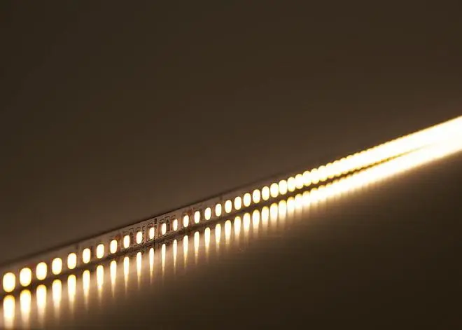 Светодиодная лента Feron 41056 LS501, 120SMD(2835)/м 11Вт/м 24V 5000*8*1.22мм 3000К Светодиодная лента Feron 41056 LS501, 120SMD(2835)/м 11Вт/м 24V 5000*8*1.22мм 3000К