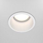 Встраиваемый светильник Maytoni DL049-01W Reif