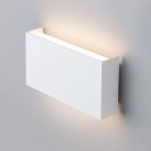 Уличный настенный светильник Elektrostandard 1705 TECHNO LED GOLF белый a040255