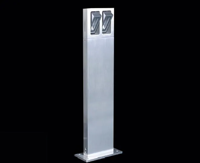 Наземный светильник Donolux DL18379/21WW-60 Alu DL18379 Наземный светильник Donolux DL18379/21WW-60 Alu DL18379