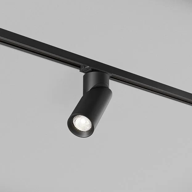 Трековый светильник на шине Denkirs DK6080-BK Slant