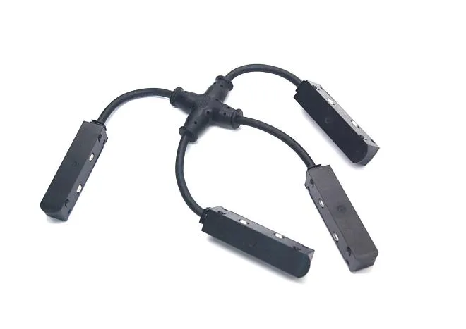 Токопроводящий 4-контактный Х-образный соединитель UNO PRO к 509027(P)/509037P/509227(P)/509237P ЧЕРНЫЙ Lightstar 509294P4