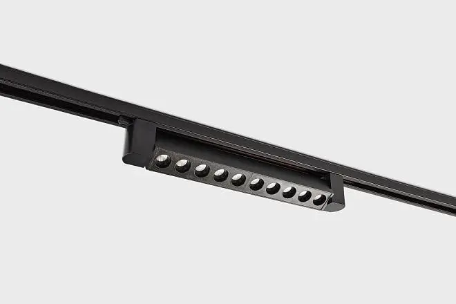 Трековый светильник ITALLINE IT08-8031 black 3000K Трековый светильник ITALLINE IT08-8031 black 3000K