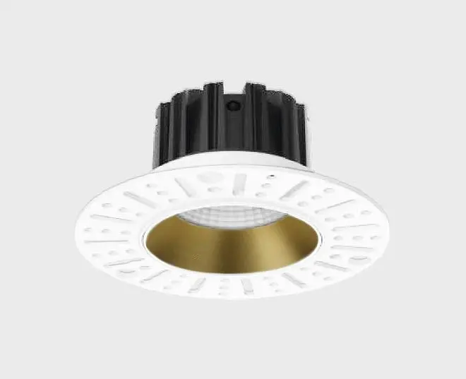 Точечный светильник ItalLine IT02-028 gold 3000K Точечный светильник ItalLine IT02-028 gold 3000K