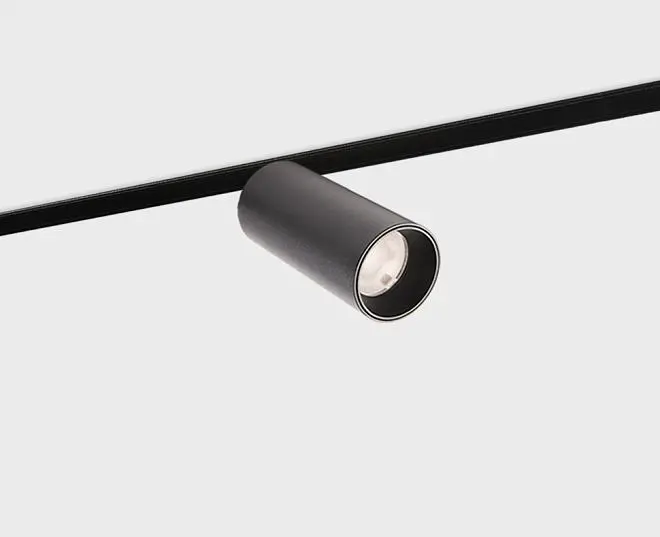 Трековый светильник ITALLINE IT012-5026 black 3000K Трековый светильник ITALLINE IT012-5026 black 3000K