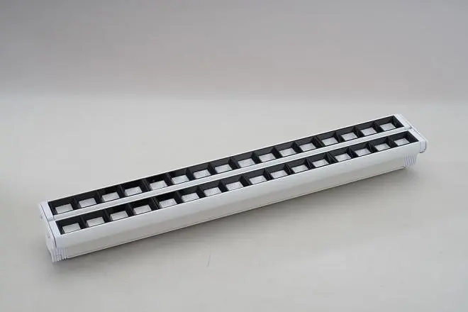 Трековый светильник ЭРА TR54 - 5040 WH Трековый светильник ЭРА TR54 - 5040 WH