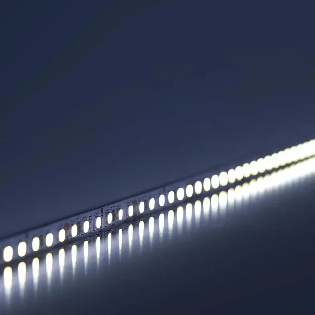 Светодиодная лента Feron 41526 LS500, 60SMD(2835)/м 6Вт/м 24V 5000*8*1.22мм 6000К Светодиодная лента Feron 41526 LS500, 60SMD(2835)/м 6Вт/м 24V 5000*8*1.22мм 6000К