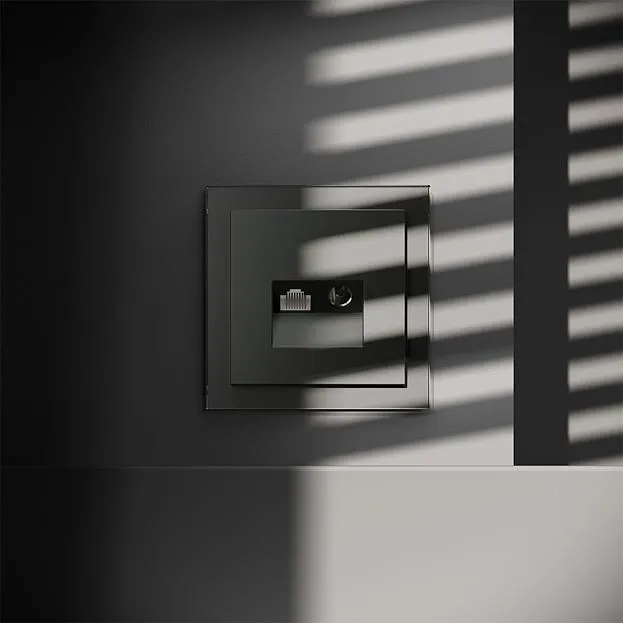 Розетка телевизионная встраиваемая TV+RJ45 кат. 6, (титан) Voltum VLS060706 S70