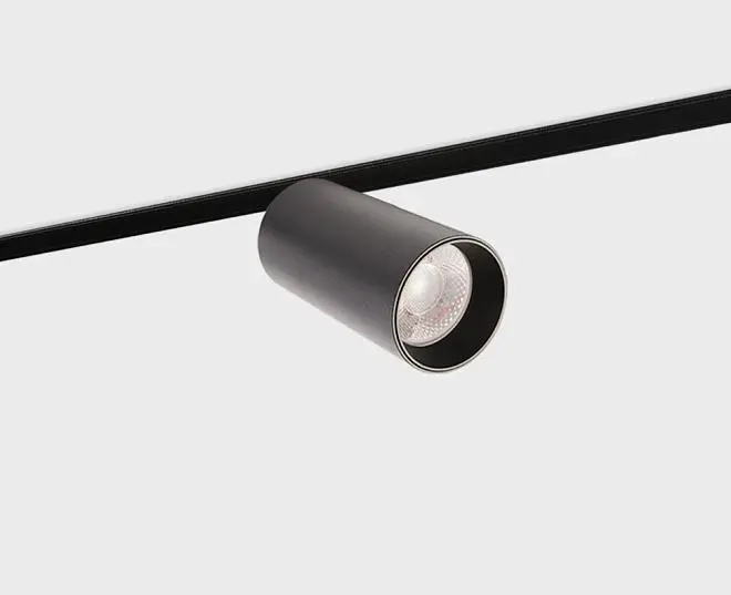 Трековый светильник ITALLINE IT012-5027 black 3000K