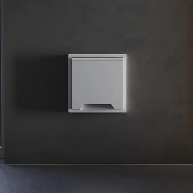 Накладка для розетки с заземлением, защитными шторками и крышкой, (серый) Voltum VLS000816 S70