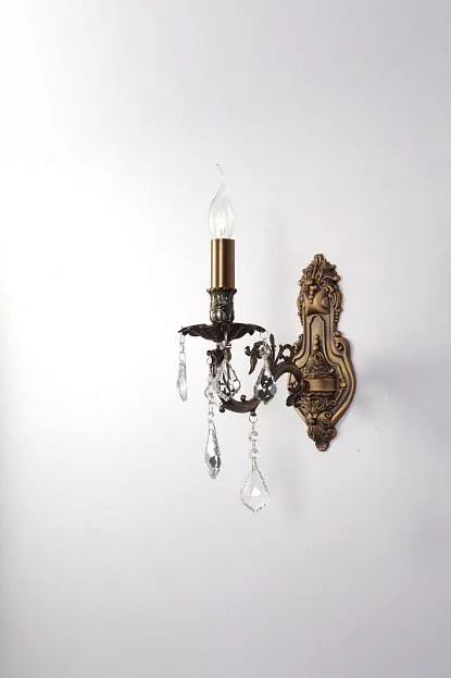 Настенный светильник Lucia Tucci BARLETTA W122.1 antique