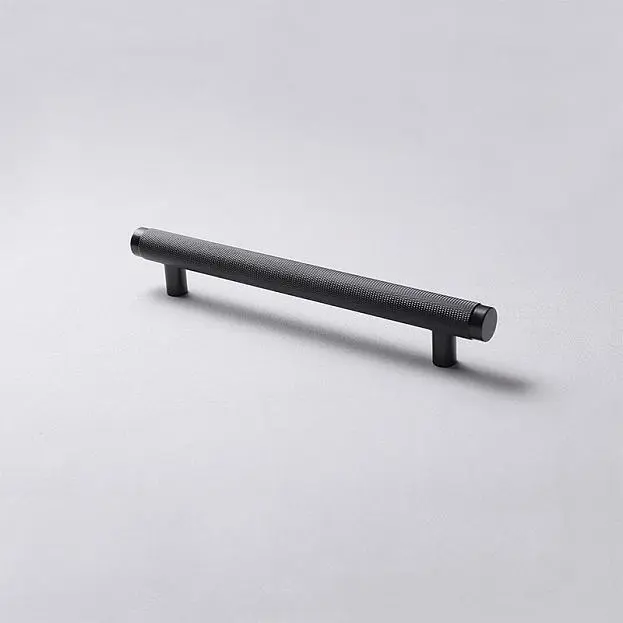 Ручка-скоба Delight Collection HK012 black HK009