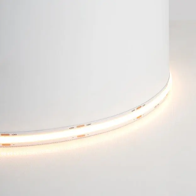 Светодиодная лента Feron 48270 LS530, 480SMD(2110)/м 12Вт/м 24V 5000*10*1.8мм 3000К Светодиодная лента Feron 48270 LS530, 480SMD(2110)/м 12Вт/м 24V 5000*10*1.8мм 3000К