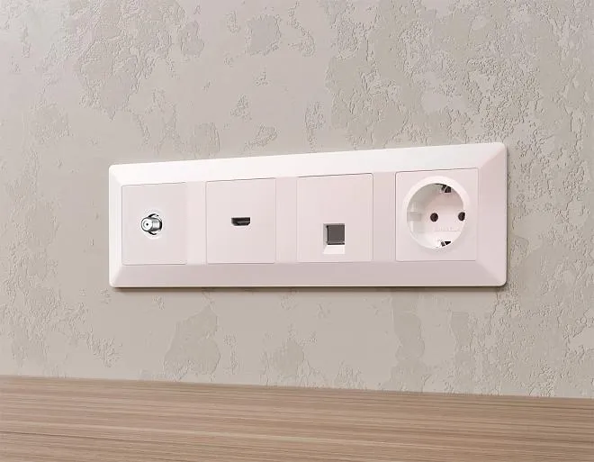 Комплект механизма TV розетки SAT 5-2400MHz 3.5dB ALFA Жемчуг Volt MA213050 QUANT Комплект механизма TV розетки SAT 5-2400MHz 3.5dB ALFA Жемчуг Volt MA213050 QUANT