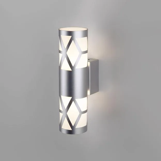Бра Elektrostandard Fanc LED серебро (MRL 1023) a051740 Бра Elektrostandard Fanc LED серебро (MRL 1023) a051740