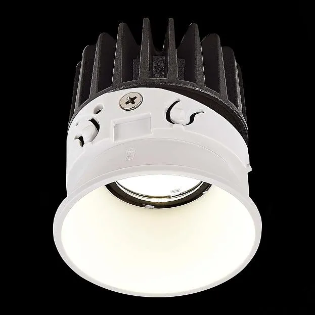 Светодиодный модуль Белый LED 1*7W 3000K 560Lm Ra90 36° IP20 D69xH75 48V ST Luce ST851.538.07PWM4 SHIFT