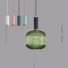 Подвесной светильник IRIS C Модель В. Плафон зеленый. Цвет патрона черный. Lampatron 1352-17822