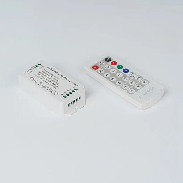 Контроллер RGB с пультом SWG 2,4G SW-RGBW-2.4G-16A Контроллер RGB с пультом SWG 2,4G SW-RGBW-2.4G-16A