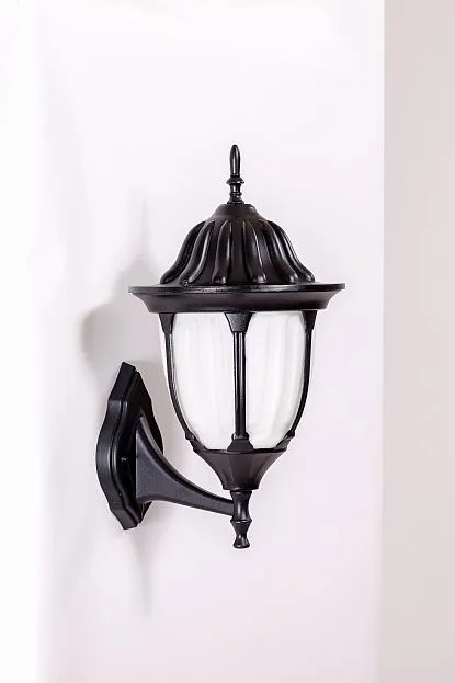 Настенный фонарь уличный Oasis Light 92101/04 Bl GENUYA