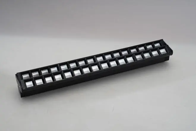 Трековый светильник ЭРА TR54 - 5040 BK Трековый светильник ЭРА TR54 - 5040 BK