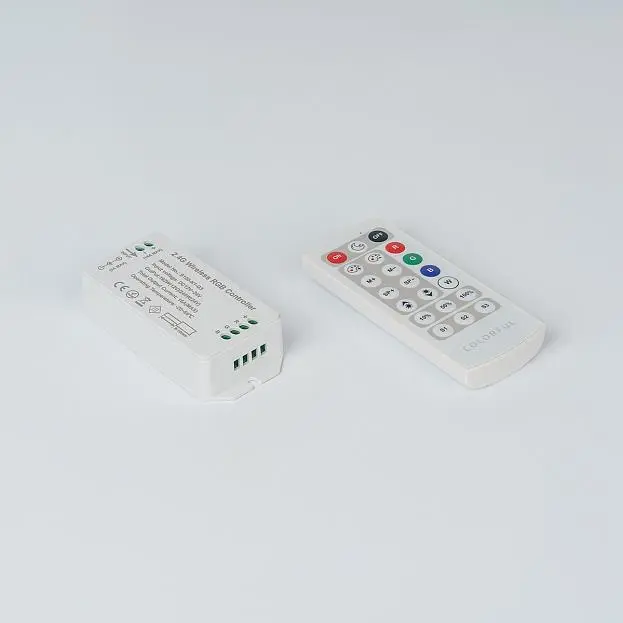 Контроллер RGB с пультом 2.4G 16А 12-24V SWG SW-RGB-2.4G-16A Контроллер RGB с пультом 2.4G 16А 12-24V SWG SW-RGB-2.4G-16A