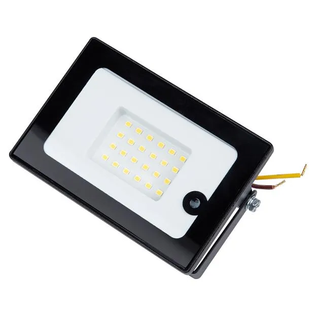 Прожектор уличный Volpe ULF-Q518 30W/6500K SENSOR IP65 220-240V BLACK Прожектор уличный Volpe ULF-Q518 30W/6500K SENSOR IP65 220-240V BLACK
