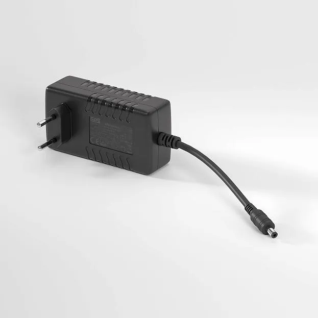 Блок питания для трековых светильников магнитных Elektrostandard 95060/00 Mini Magnetic a067265 Блок питания для трековых светильников магнитных Elektrostandard 95060/00 Mini Magnetic a067265