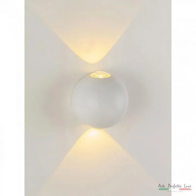 Бра светодиодные APL LED APL223PL-308W WH Бра светодиодные APL LED APL223PL-308W WH