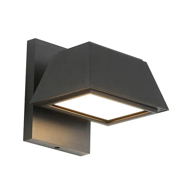 Настенный светильник Favourite 4300-1W TRAPEZIUM Настенный светильник Favourite 4300-1W TRAPEZIUM