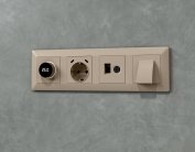 Комплект механизма электрической розетки 2USB С+C 20W (быстрая зарядка) с/з на винтовых зажимах 16A-250V ALFA  Серо-бежевый матовый Volt MA370510 QUANT