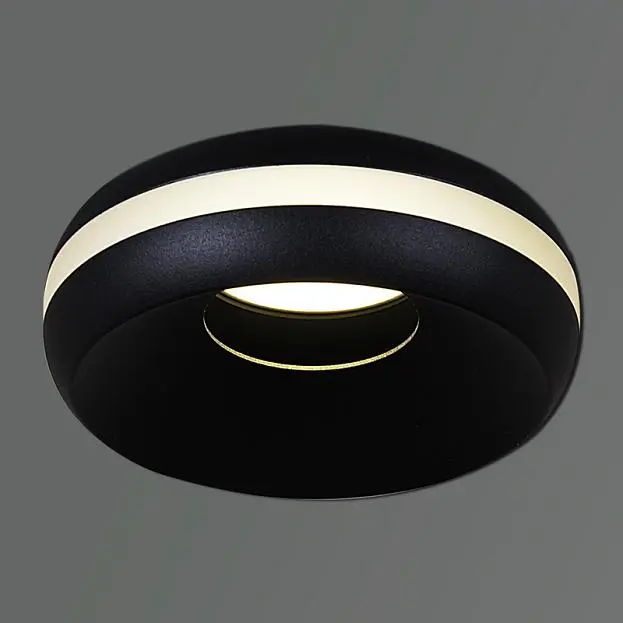 Точечный светильник Reluce 16074-9.5-001QR MR16 BK Точечный светильник Reluce 16074-9.5-001QR MR16 BK