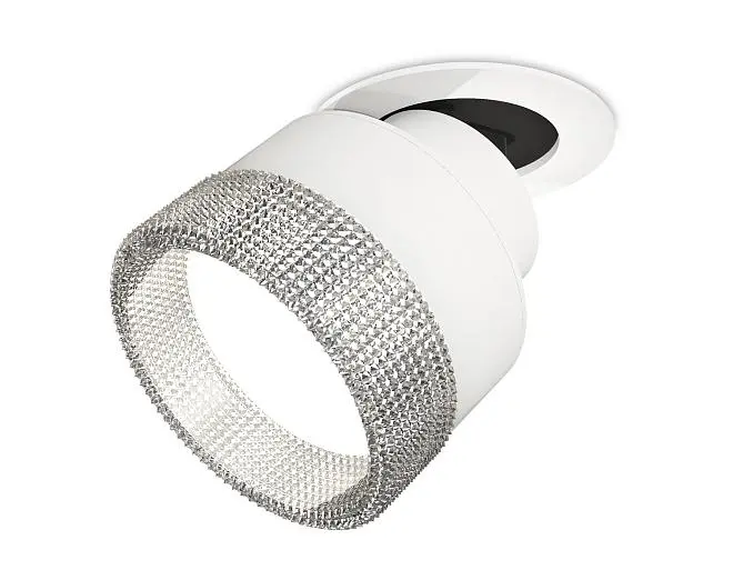 Комплект встраиваемого поворотного светильника с композитным хрусталем Ambrella light XM8101540 Techno Комплект встраиваемого поворотного светильника с композитным хрусталем Ambrella light XM8101540 Techno