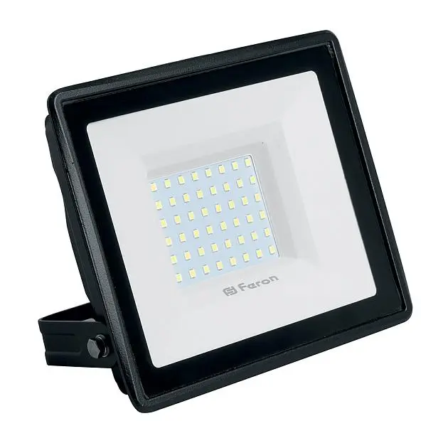 Прожектор Feron 41551 LL-931 IP65 70W 6400K Прожектор Feron 41551 LL-931 IP65 70W 6400K