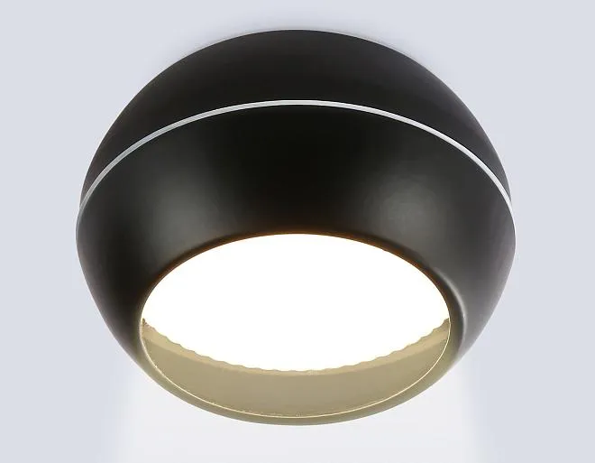 Потолочный светильник Ambrella light TN6638 BK черный IP44 GX53 D90*72