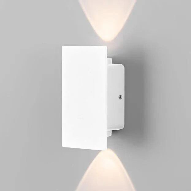 Уличный настенный светильник Elektrostandard 35154/D белый Mini Light a060884