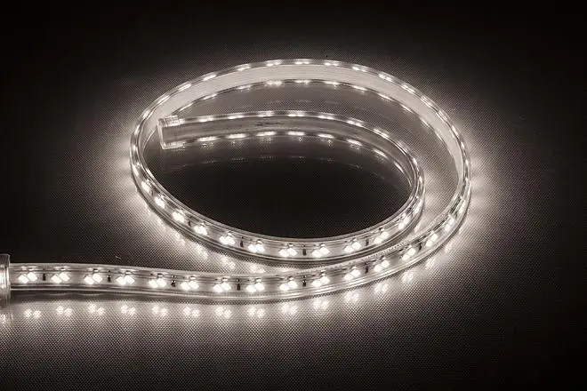 Светодиодная лента Feron 32716 LS705, 120SMD(5730)/м 11Вт/м 50м IP65 220V 3000K Светодиодная лента Feron 32716 LS705, 120SMD(5730)/м 11Вт/м 50м IP65 220V 3000K