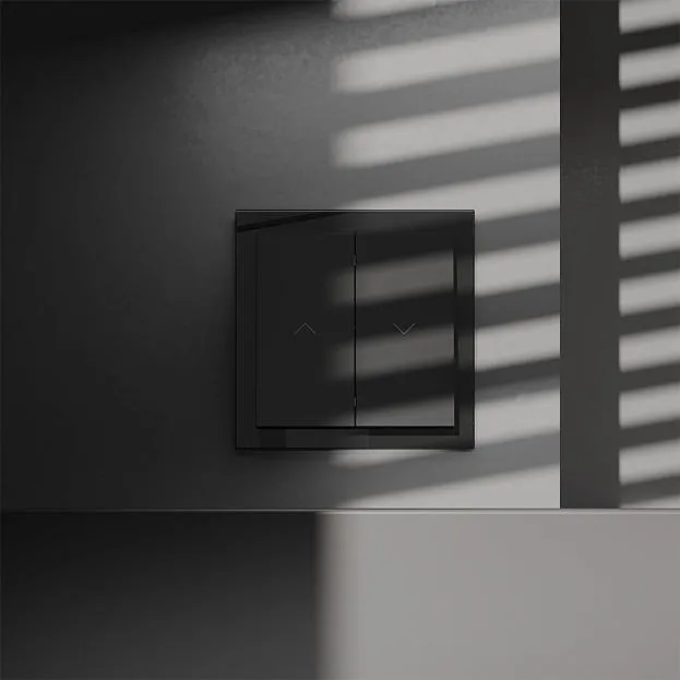 Выключатель встраиваемый для жалюзи 10А, (черный матовый) Voltum VLS020708 S70