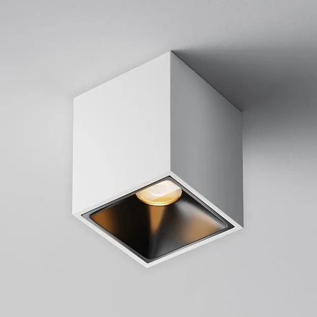 Потолочный светильник Maytoni Technical C065CL-8W2.7K-SQ-WB